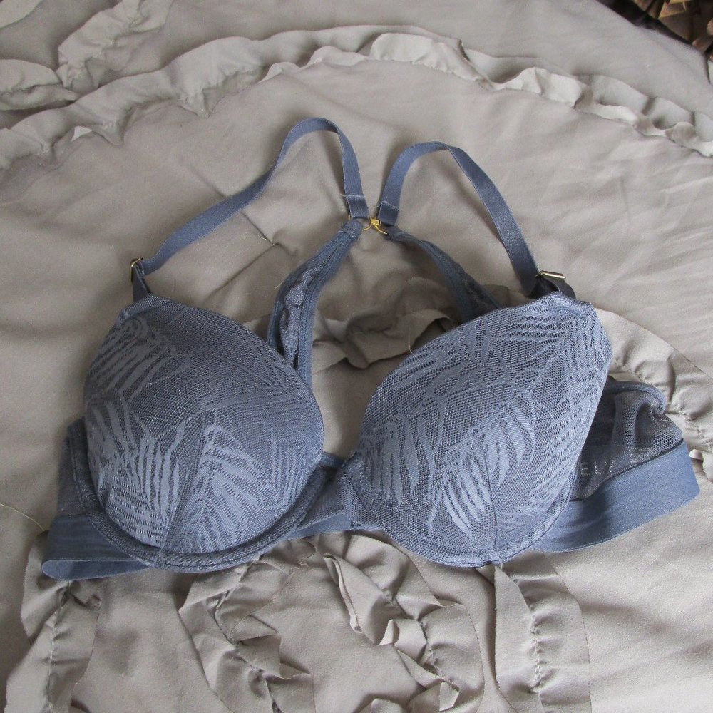 NWOT lightly lined bra